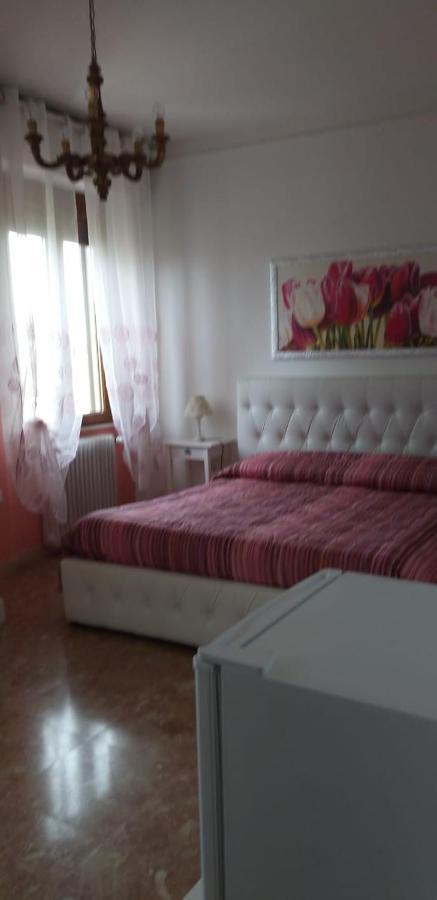 فندق Antica Casa Di Famiglia كاستيغليون ديل لاغو المظهر الخارجي الصورة