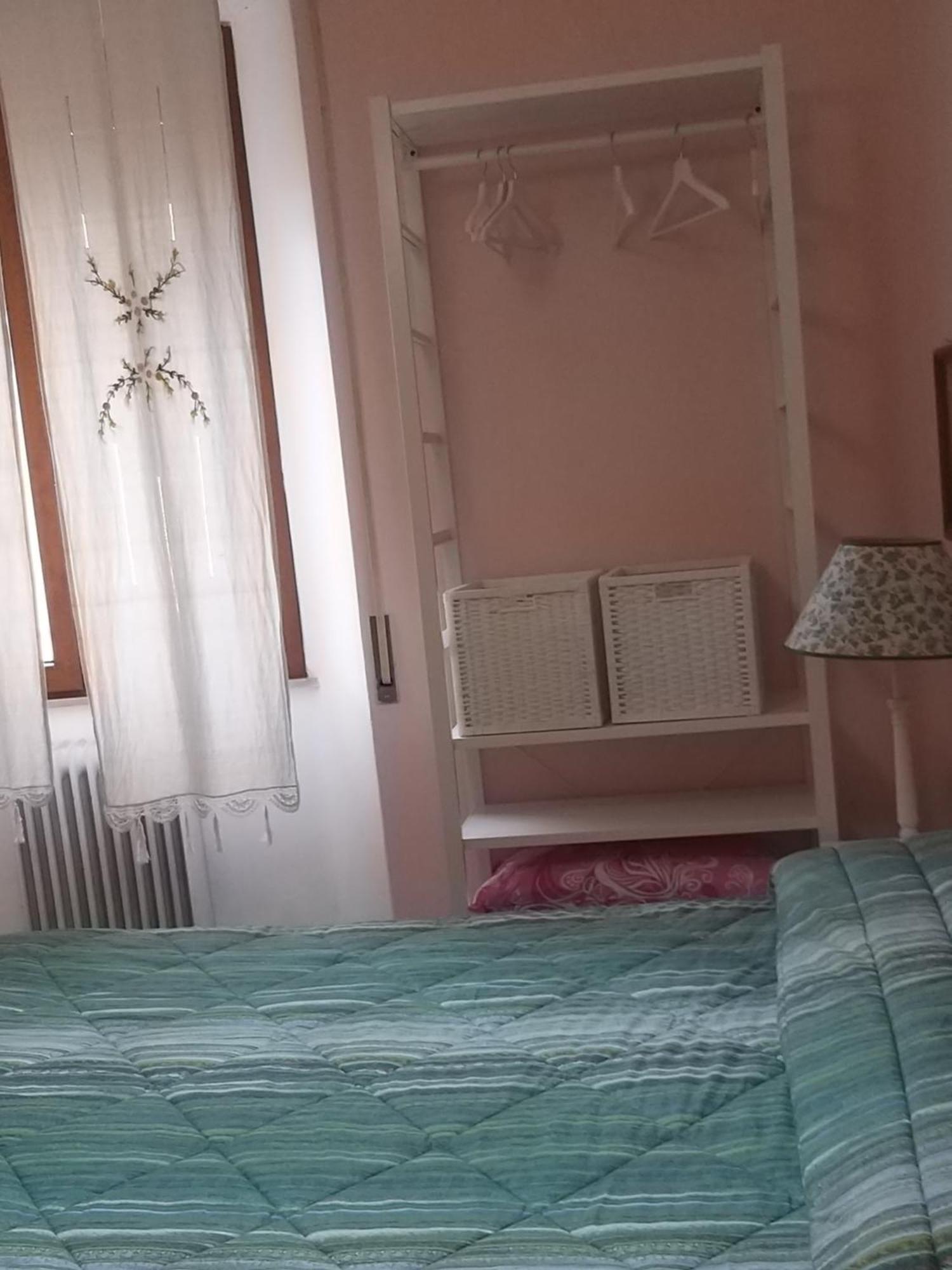 فندق Antica Casa Di Famiglia كاستيغليون ديل لاغو الغرفة الصورة
