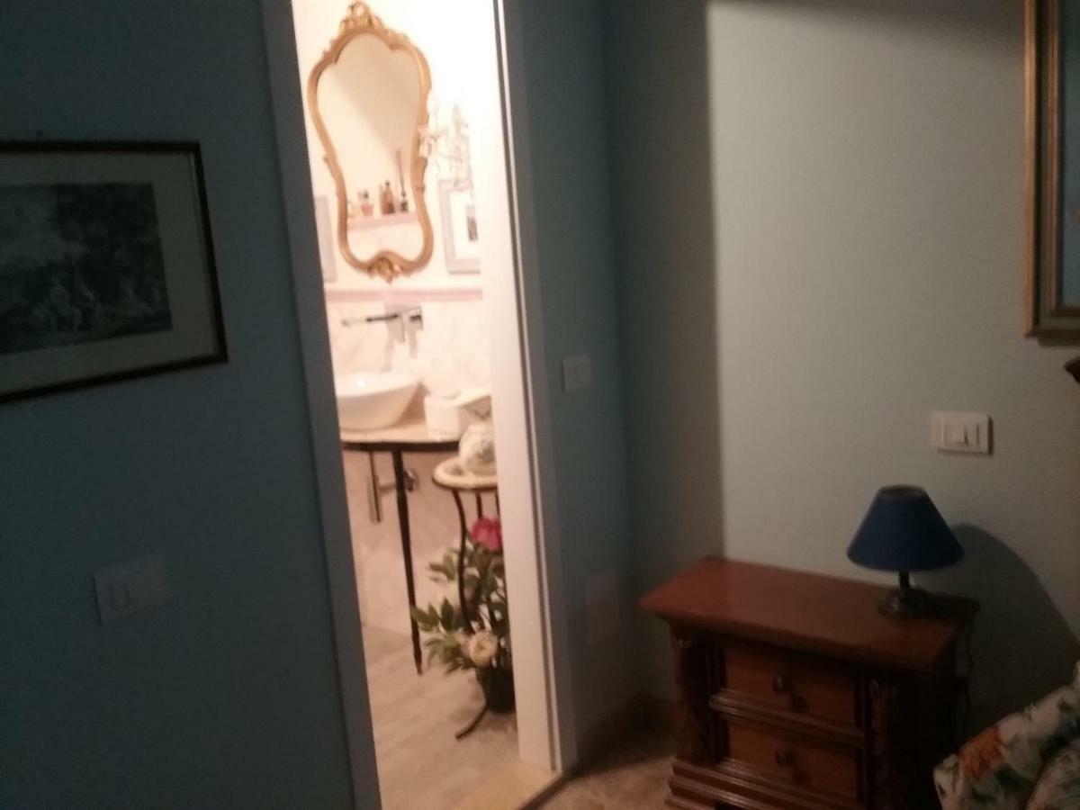 فندق Antica Casa Di Famiglia كاستيغليون ديل لاغو المظهر الخارجي الصورة