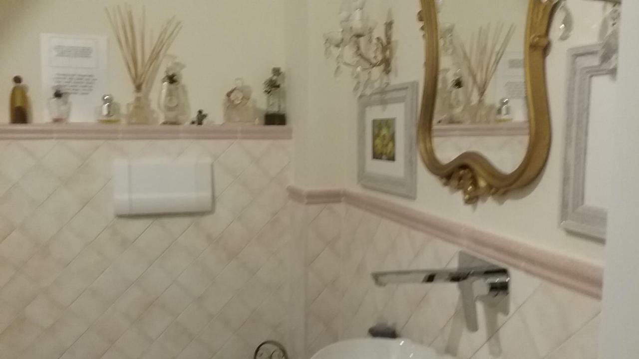 فندق Antica Casa Di Famiglia كاستيغليون ديل لاغو المظهر الخارجي الصورة