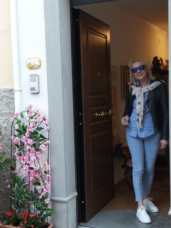 فندق Antica Casa Di Famiglia كاستيغليون ديل لاغو المظهر الخارجي الصورة